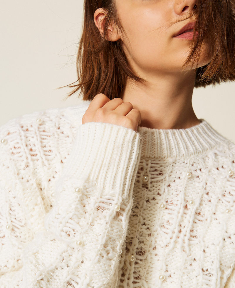 Twinset Maglia girocollo con perle – immagine ufficiale 4