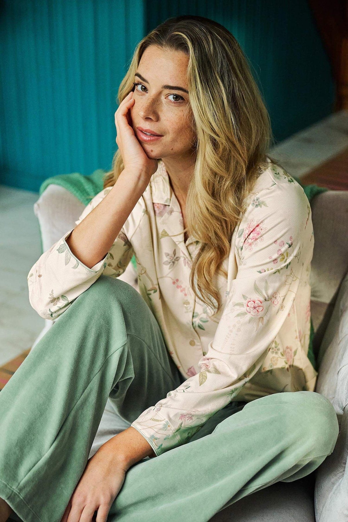 Pip Studio Faye Long Sleeve Top Bodhi Flower – immagine ufficiale 3